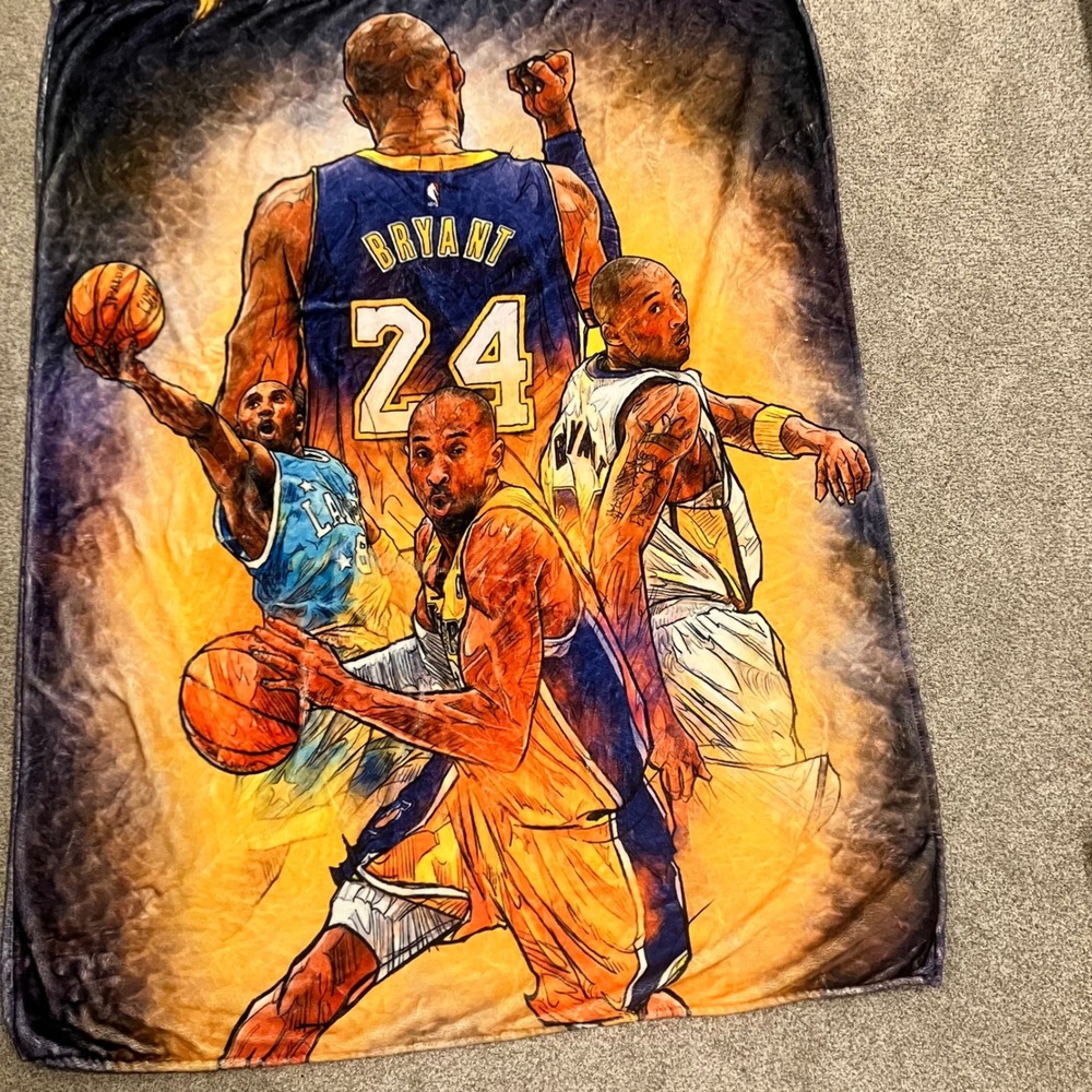 Kobe Bryant Los Angeles Lakers 24 Tribute Fleece Throw Blanket 40x50 Multicolor